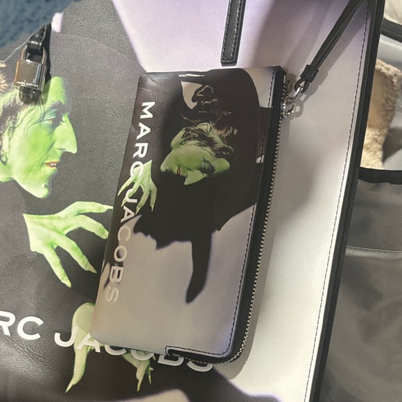 Marc Jacobs Green Witch Graphic Wallet